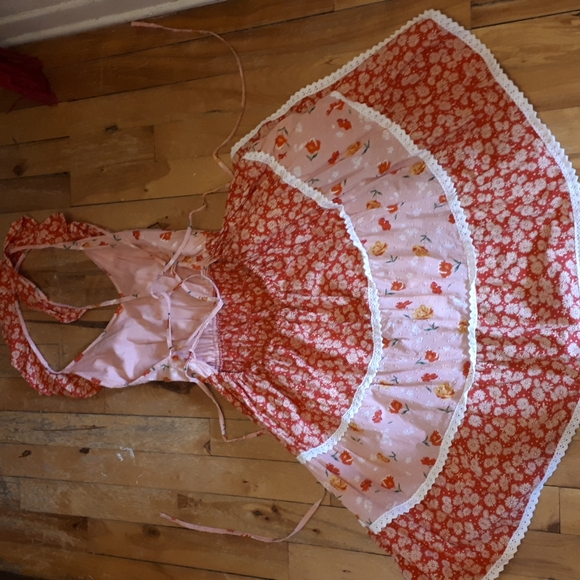 Open back dress - Picture 3 of 4